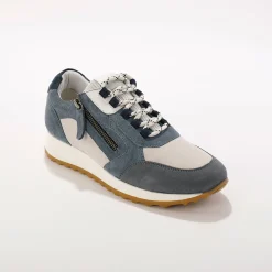 Leren sneakers met contrasterende fantasiepasjes