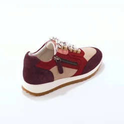 Leren sneakers met contrasterende fantasiepasjes