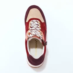 Leren sneakers met contrasterende fantasiepasjes