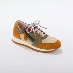 Leren sneakers met contrasterende fantasiepasjes