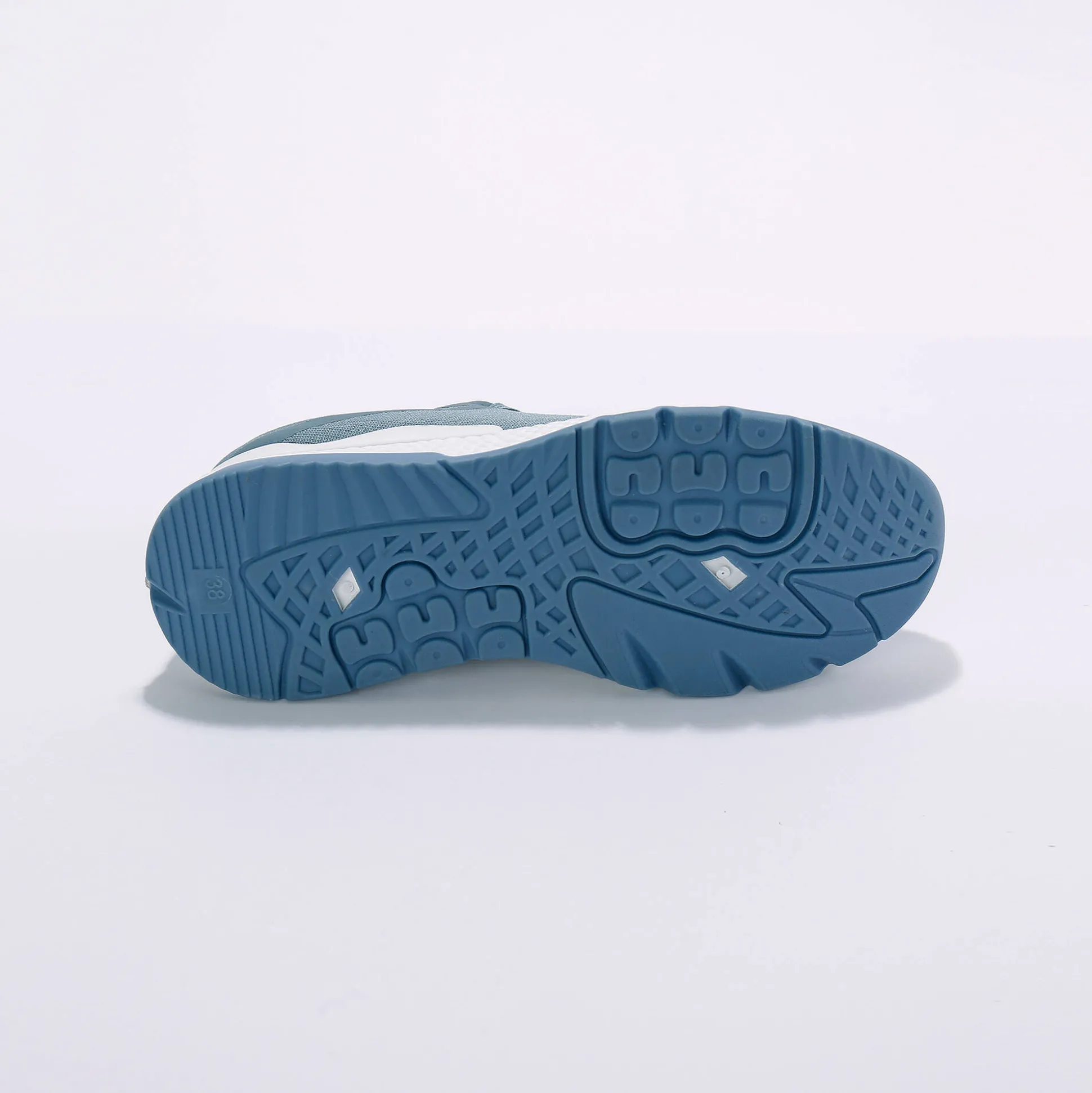 Lichte sneakers in ademend textiel