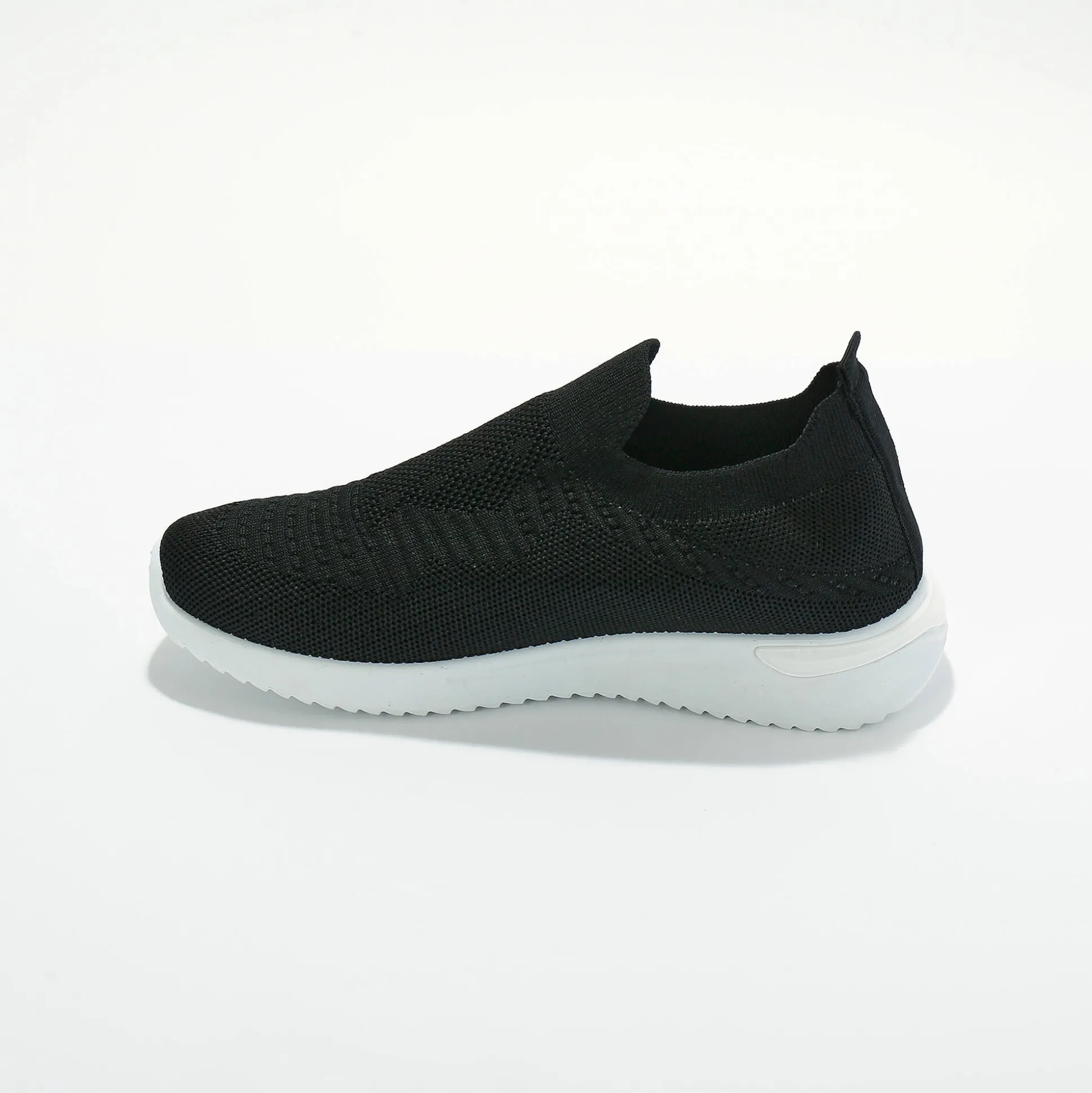 Lichte sneakers in meshtextiel, makkelijk aan te trekken