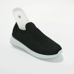 Lichte sneakers in meshtextiel, makkelijk aan te trekken