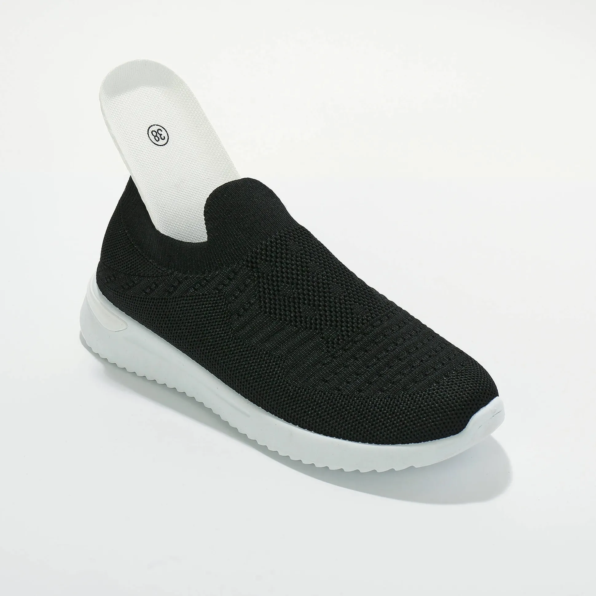 Lichte sneakers in meshtextiel, makkelijk aan te trekken