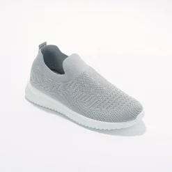 Lichte sneakers in meshtextiel, makkelijk aan te trekken