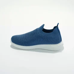 Lichte sneakers in meshtextiel, makkelijk aan te trekken
