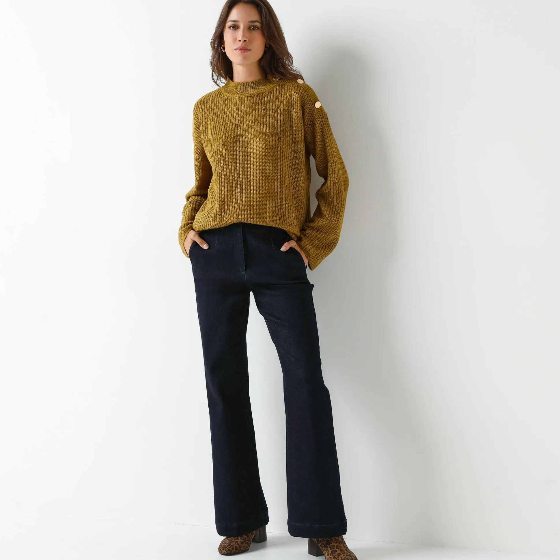 Loose trui, lange en ruime mouwen, patenttricot