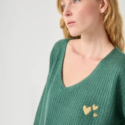 Loose trui met V-hals en geborduurde hartjes, patenttricot
