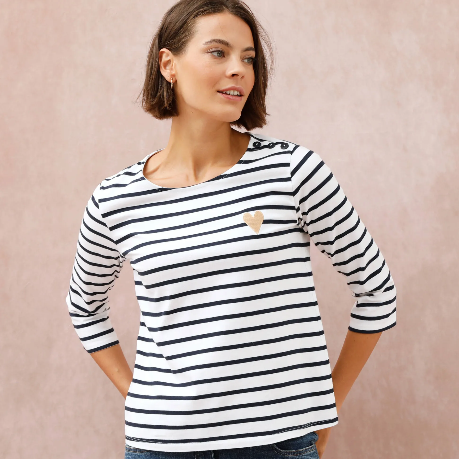 Marine-T-shirt met goudkleurig hartborduursel