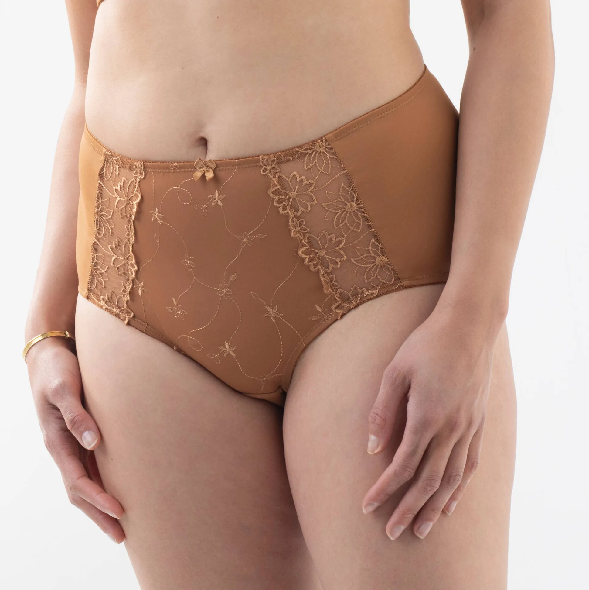 Maxislip met hoge taille in geborduurde microvezel en tule "Antioco" - set van 2