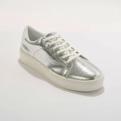 Metallic sneakers met veters