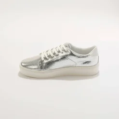 Metallic sneakers met veters