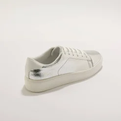 Metallic sneakers met veters