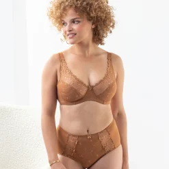 Minimizerbeha in geborduurde microvezel en tule Antioco - met flexibele beugels