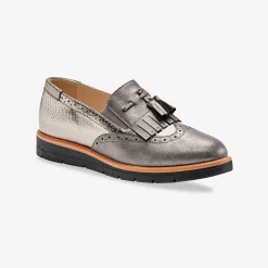 Mocassins met pompons en franjes