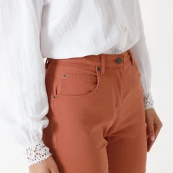 Modellerende broek met 5 zakken