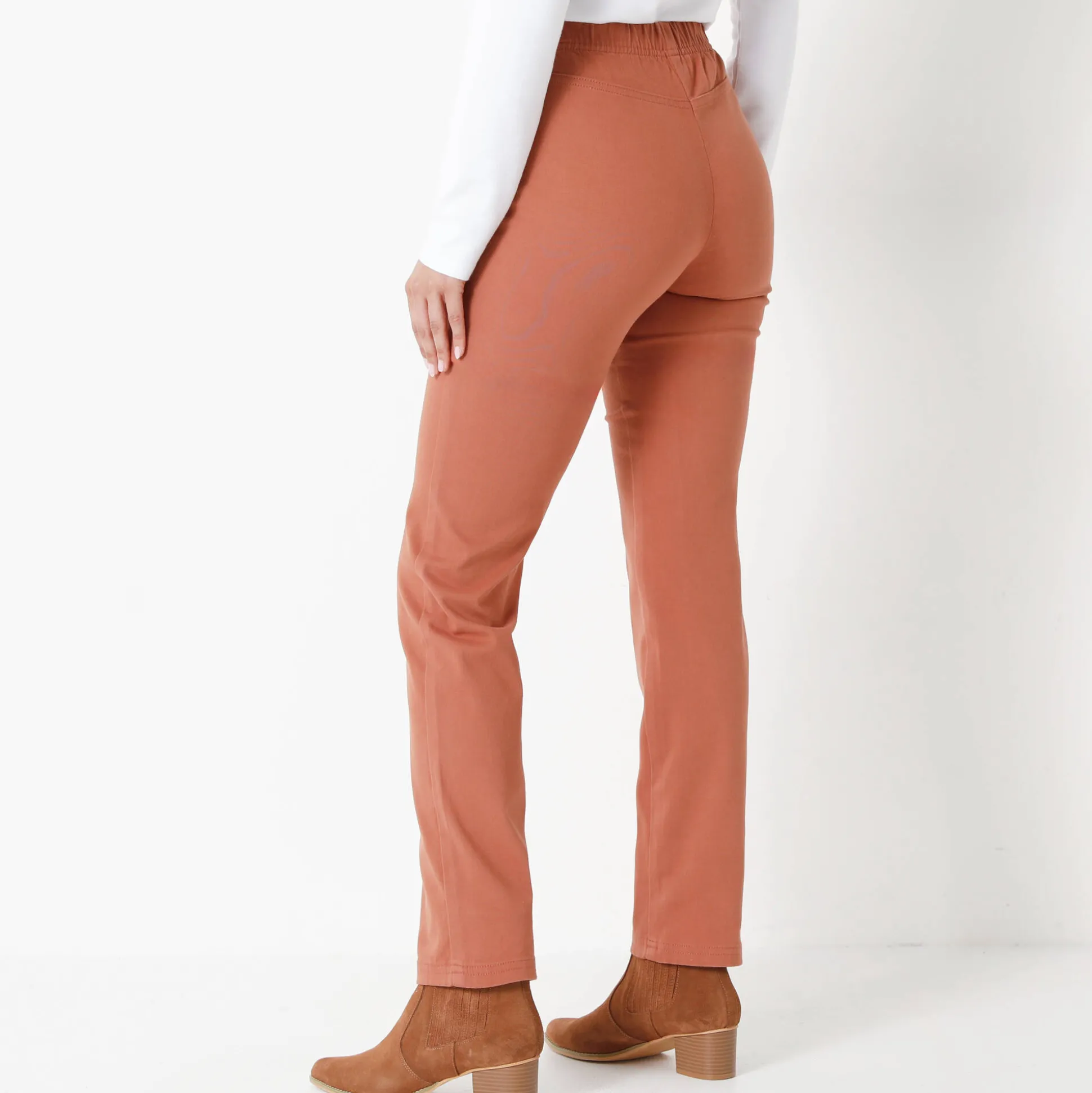 Modellerende broek met 'platte buik' effect en elastische taille