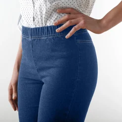 Modellerende jeans met 'platte buik' effect en elastische taille