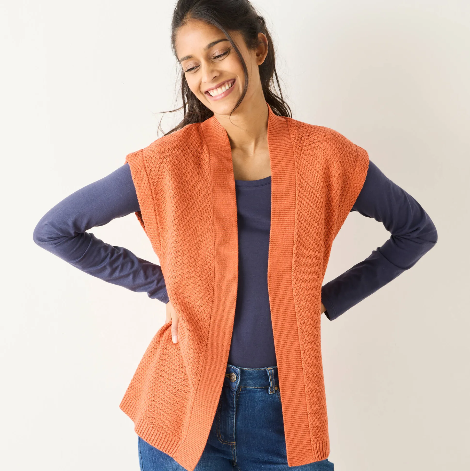 Mouwloos vest, fantasietricot