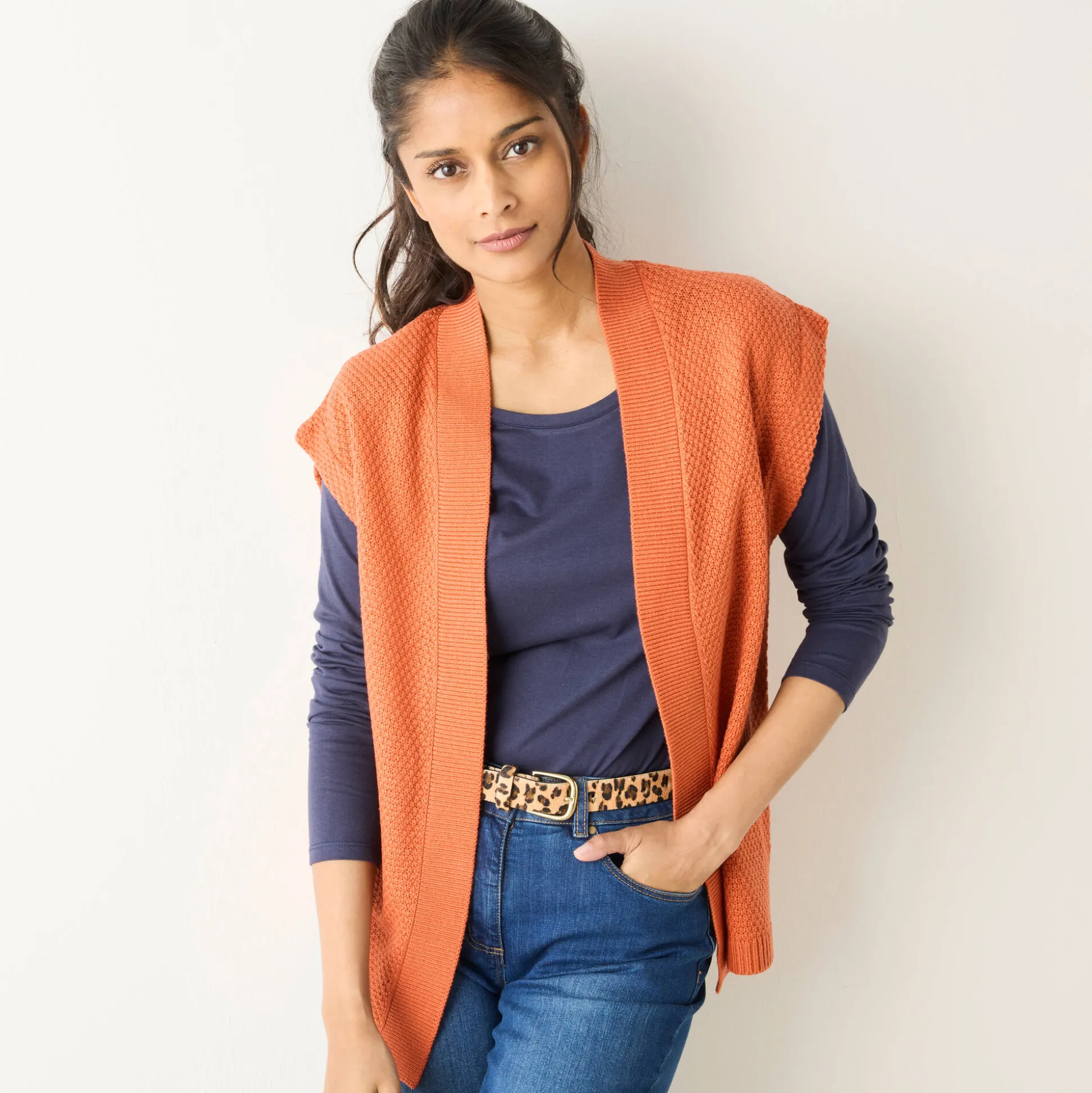 Mouwloos vest, fantasietricot