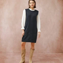 Mouwloze trui-jurk, contrasterende afwerking