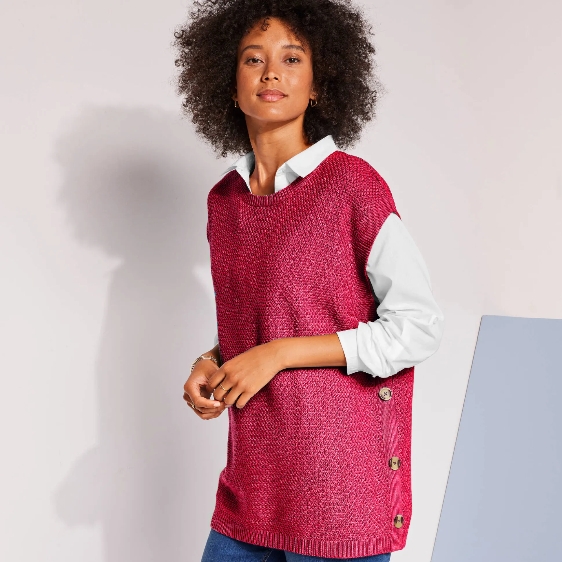Mouwloze tuniektrui met knopen in hoornstijl, fantasietricot