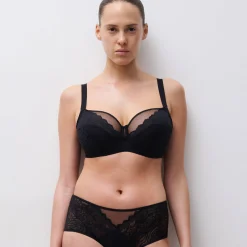 Omhullende beha in kant Floral touch - met beugels