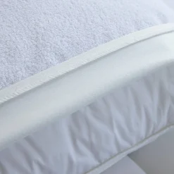 Ondersloop in ondoorlatende badstof met Bi-ome® antihuisstofmijtbehandeling