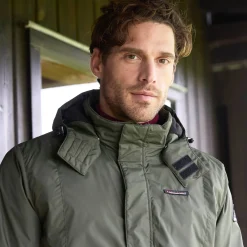 Ondoorlatende parka met fleecevoering en kap