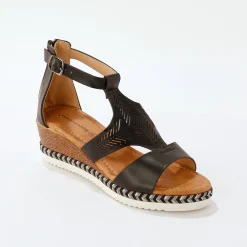Opengewerkte sleehaksandalen
