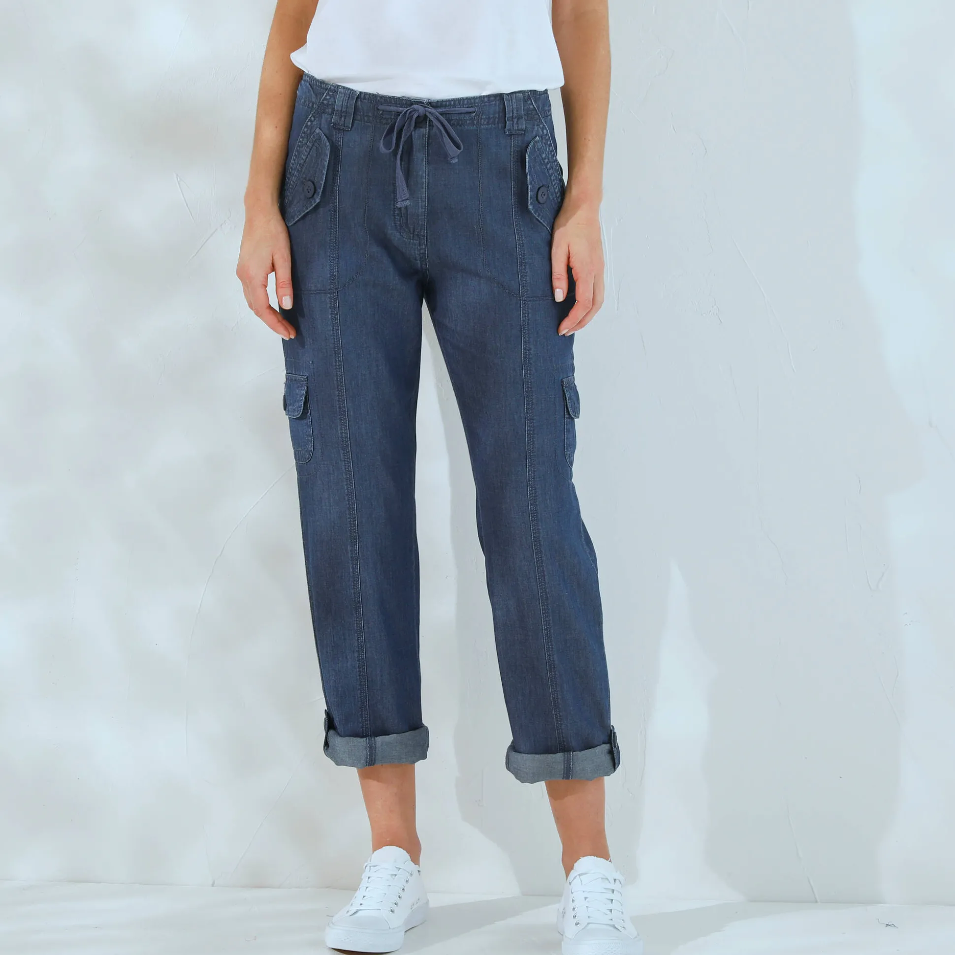 Oprolbare jeans in battlestijl