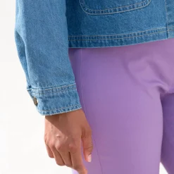 Paletotjasje in jeans