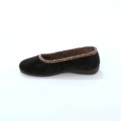 Pantoffels in ballerinamodel, biesje met luipaardmotief