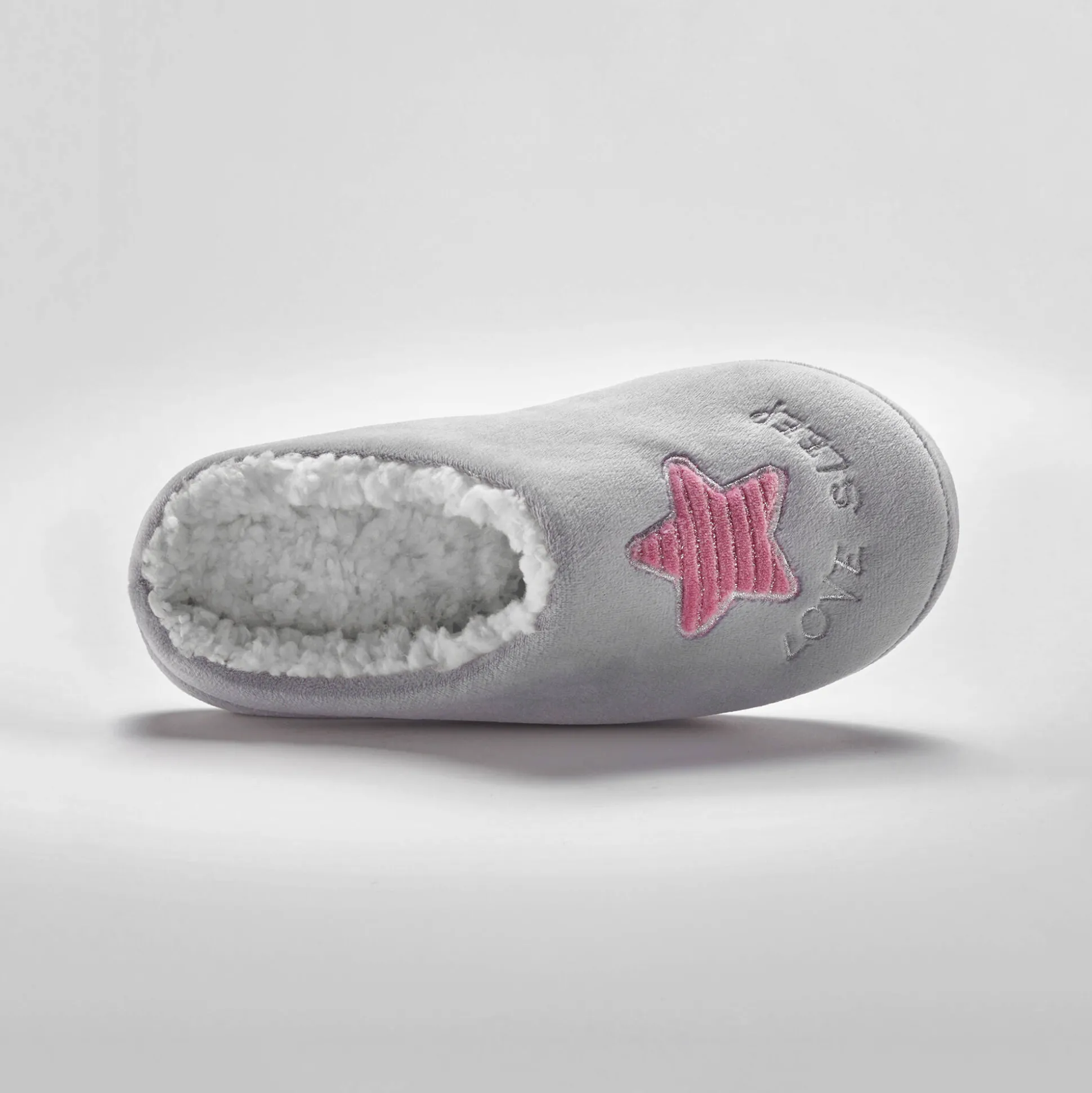 Pantoffels in fleece - geborduurde ster