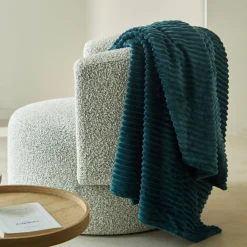 Plaid met ribbeleffect en pluchetouch