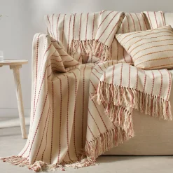 Plaid of zitbanksprei in artisanaal weefsel