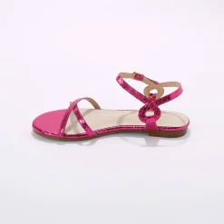 Platte metallic sandalen