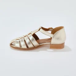 Platte sandalen in goudkleurig leer