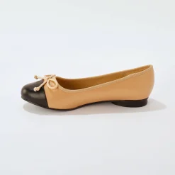 Platte, tweekleurige ballerina's