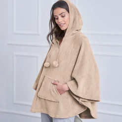 Poncho in fleece met pluchetouch en kap