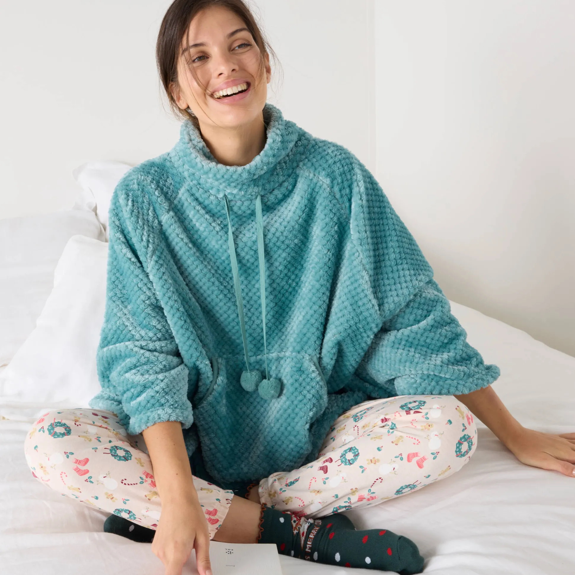 Poncho in fleecetricot met textuur, opstaande kraag