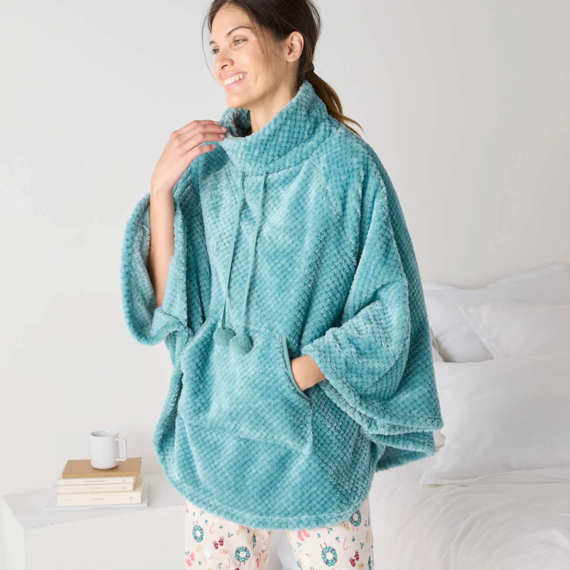 Poncho in fleecetricot met textuur, opstaande kraag