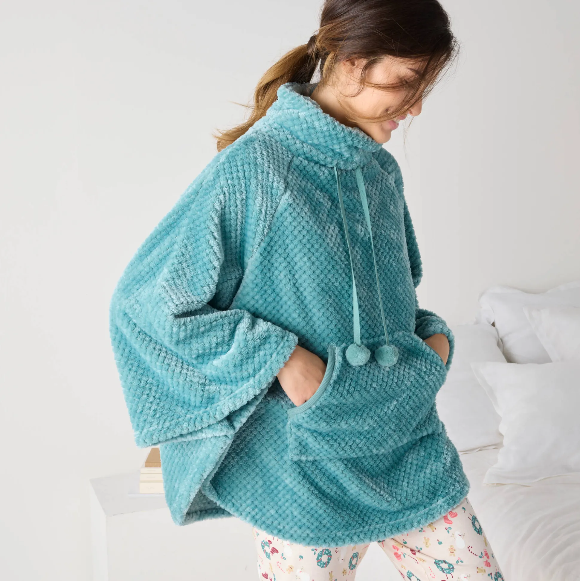 Poncho in fleecetricot met textuur, opstaande kraag