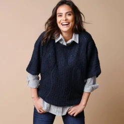 Poncho trui met mouwen op ellebooglengte