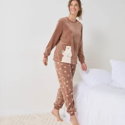 Pyjama in fleece 'ijsbeer' motief, lange mouwen