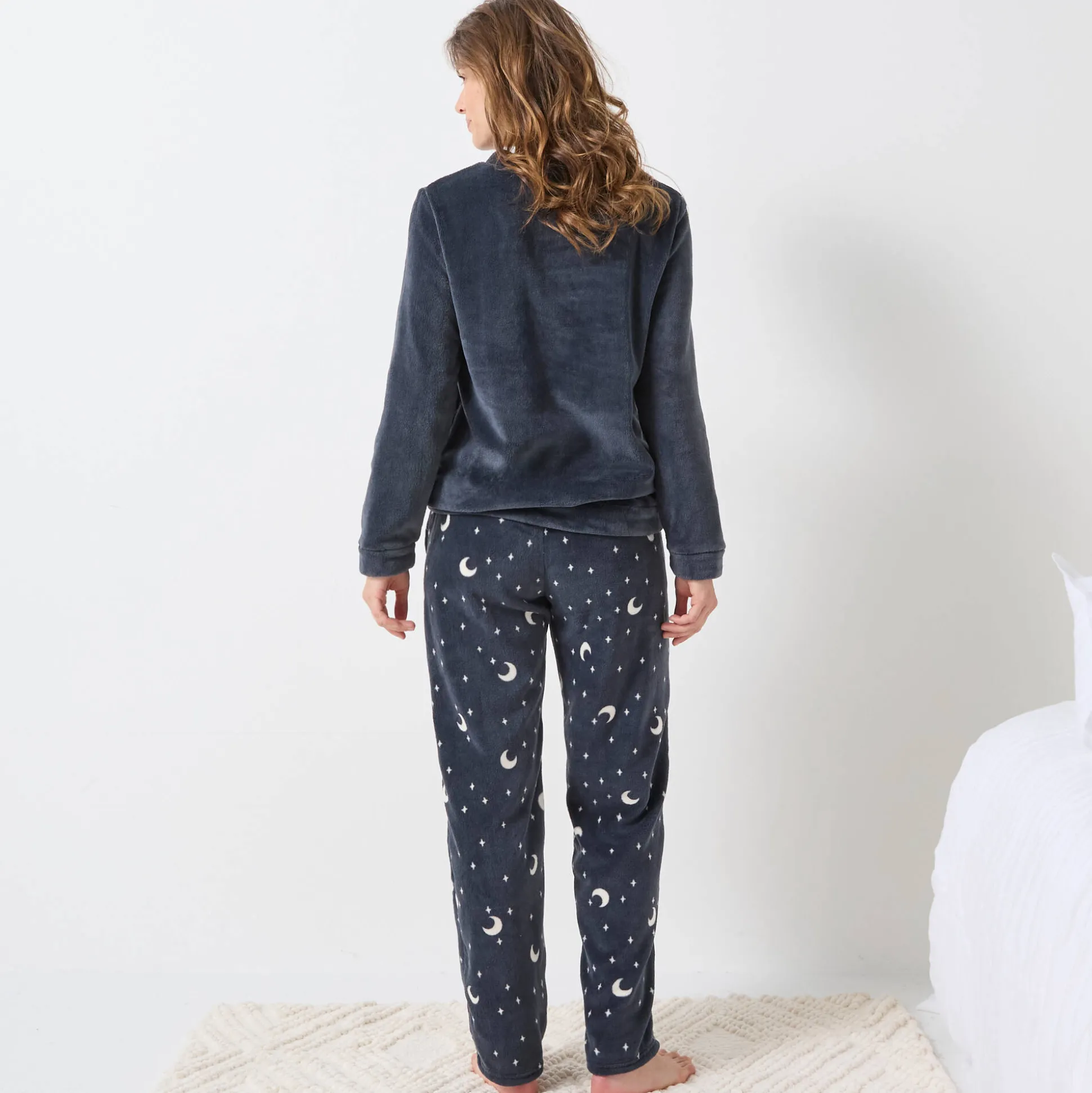 Pyjama in fleece met 'hertenkalf' print, lange mouwen + bijpassend masker