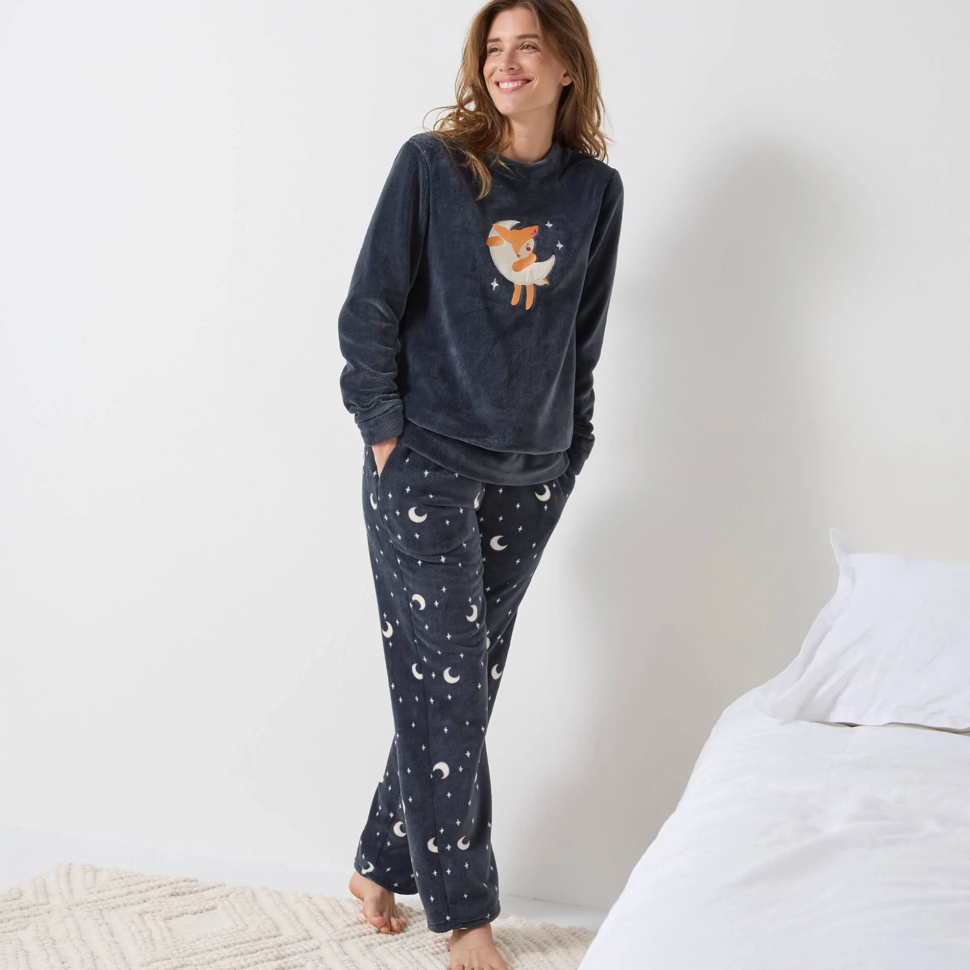 Pyjama in fleece met 'hertenkalf' print, lange mouwen + bijpassend masker