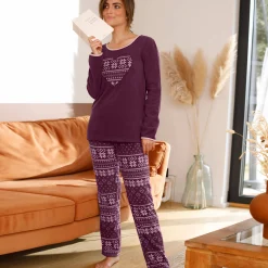 Pyjama in fleece met lange mouwen en hartprint