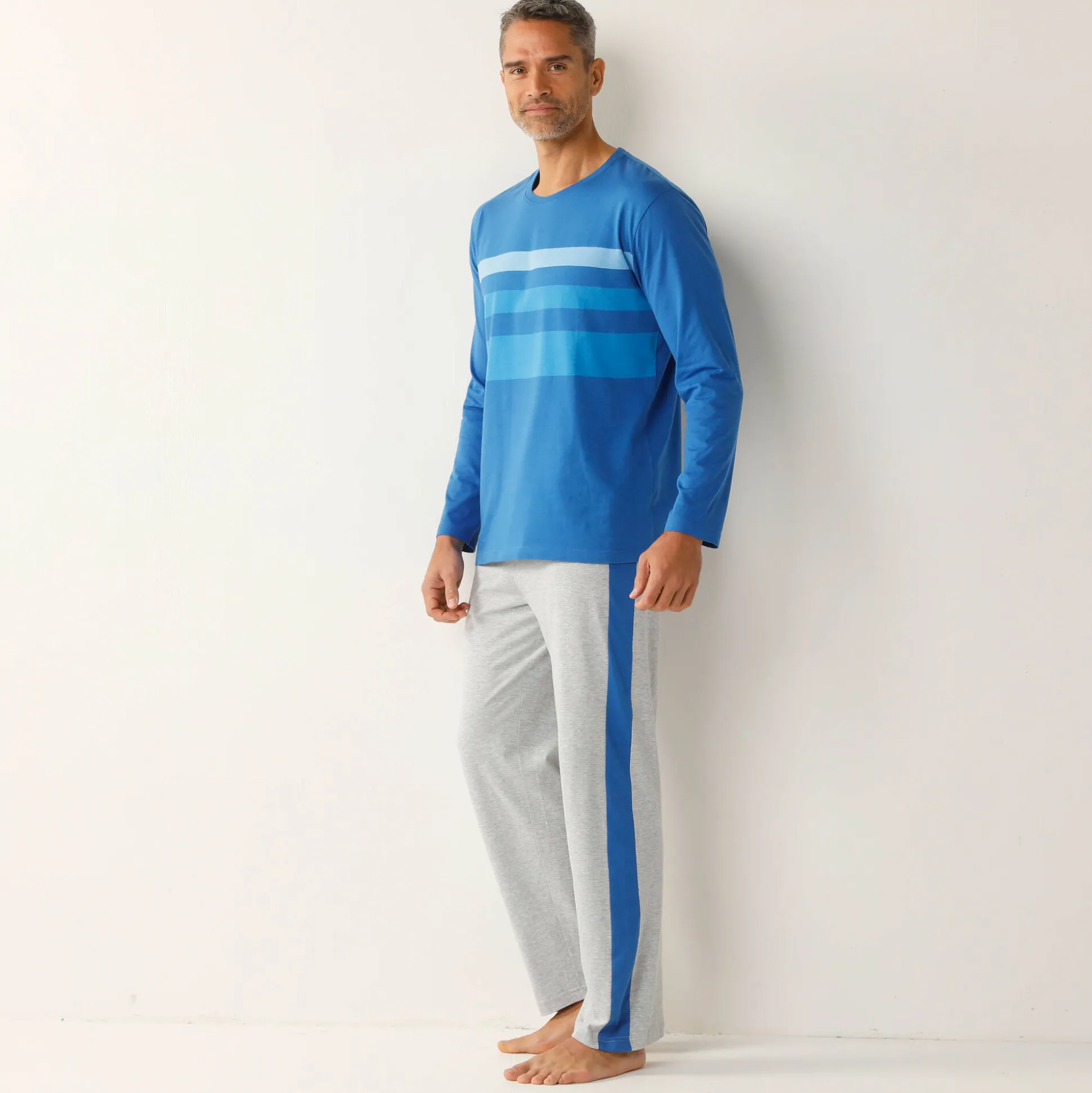 Pyjama in katoen, geplaatste strepen, ronde hals