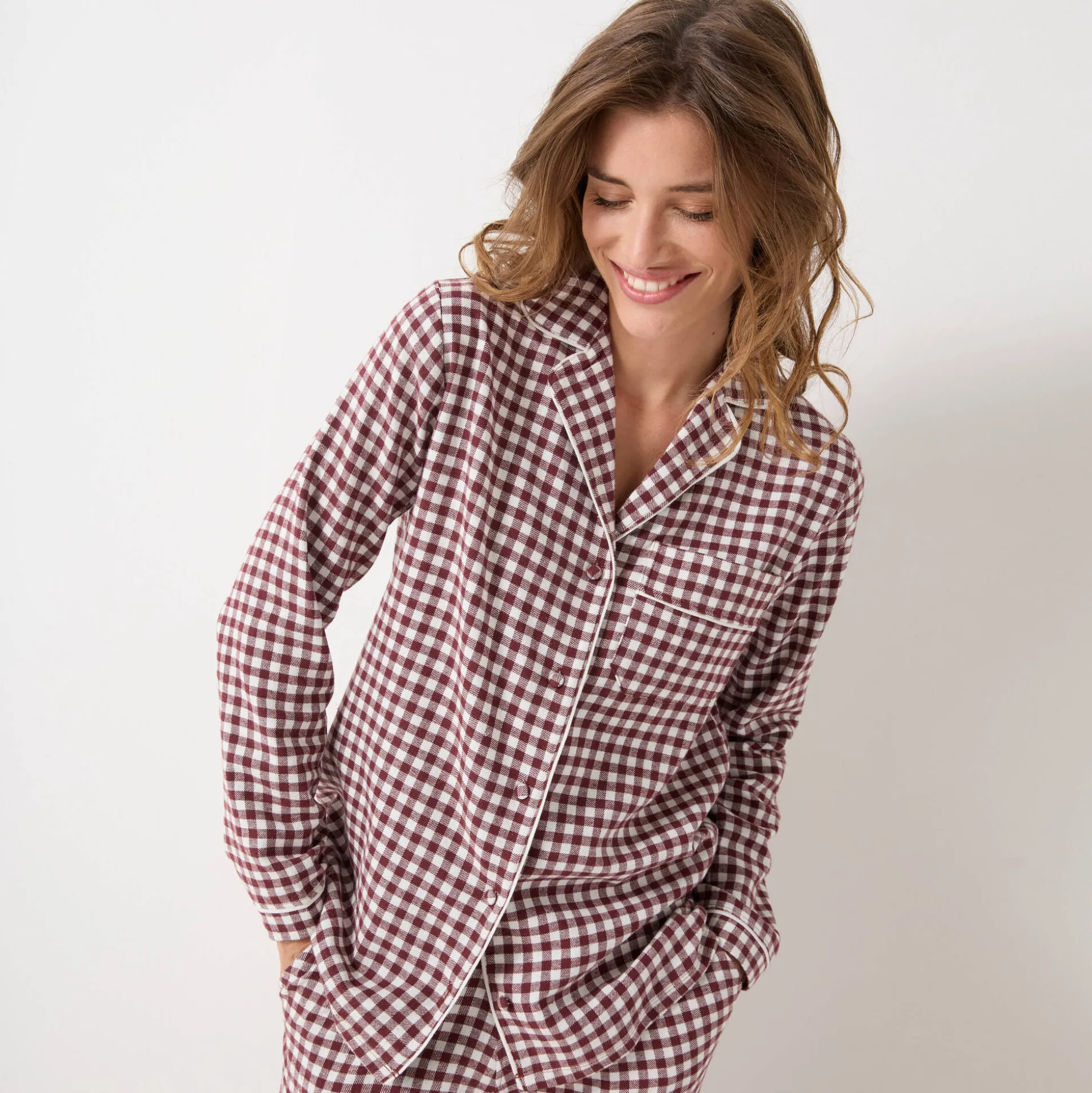 Pyjama met knoopsluiting en lange mouwen, in flanel met ingeweven vichymotief